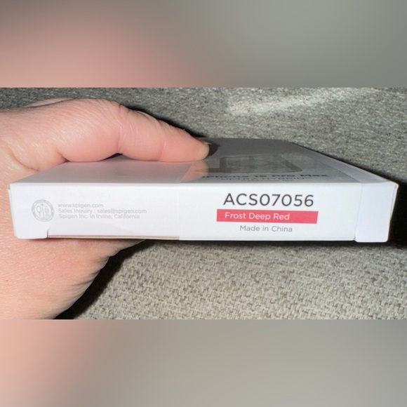 Spigen Ultra Hybrid MagFit Designed - iPhone 15 Pro Case - Deep Red - Picture 10 of 10